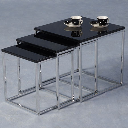 Wooden Nesting tables