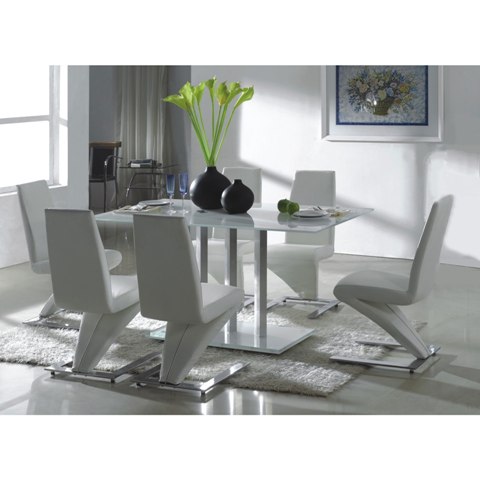 Dining Tables - For Fine Dining Experiences