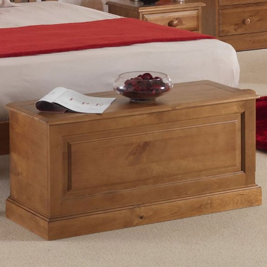 Herndon Wooden Blanket Box In Lacquered
