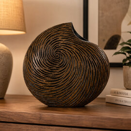 Rumba Vase In Poly Brown With Water Proof Design