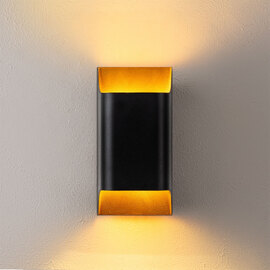 Bera Metal Wall Light in Black