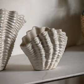 Choctaw Small Stoneware Seashell Vase In White