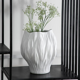 Findlay Large Ceramic Clay Vase In Matt White