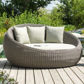 Haverhill Rattan Garden Round Daybed In Grey Dusk