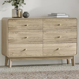 Issaquah Wooden Chest Of 6 Drawers In Oak