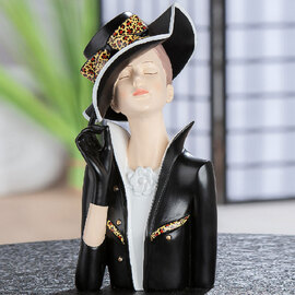 Jisora Synthetic resin woman Sculpture in Black and White