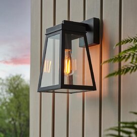 Lakeville Metal Wall Light In Matt Black