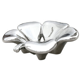 Shotwell Ceramic Clover Tray In Silver