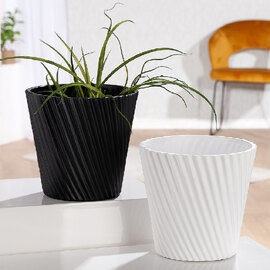 Sorelli Ceramic Conical Set of 2 Flower Vase In Black And White