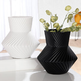 Sorelli Large Ceramic Round Set of 2 Vase In Black And White