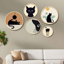 Stillform Wooden Rounds Midnight Mews Art of Frame Set of 5 in Multicolour