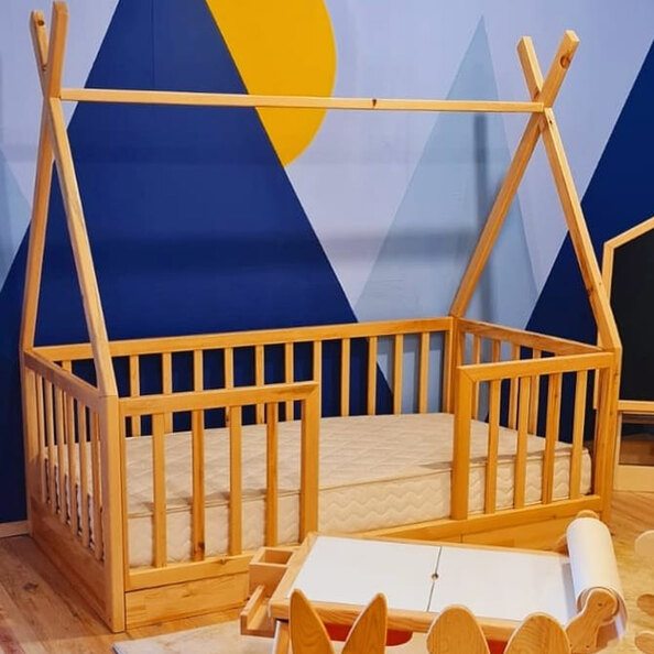 Ayder Pine Children Day Bed in Oak