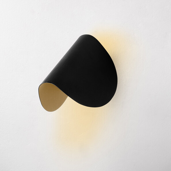Heybe Metal Wall Light in Black