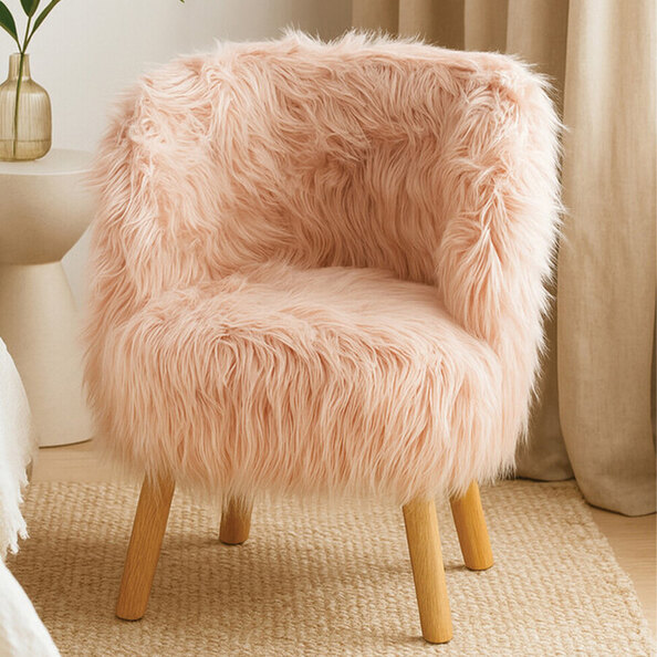 Kelvra Faux Fur Kids Chair in Pink