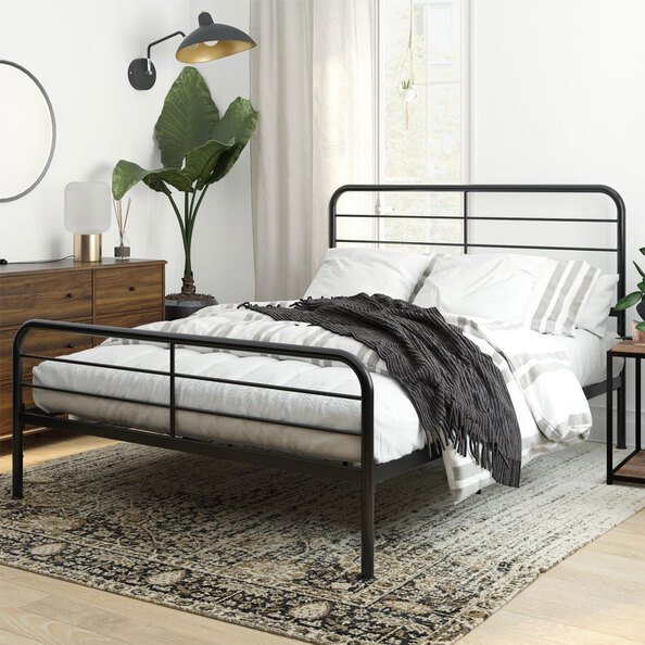 Mableton Metal King Size Bed in Black