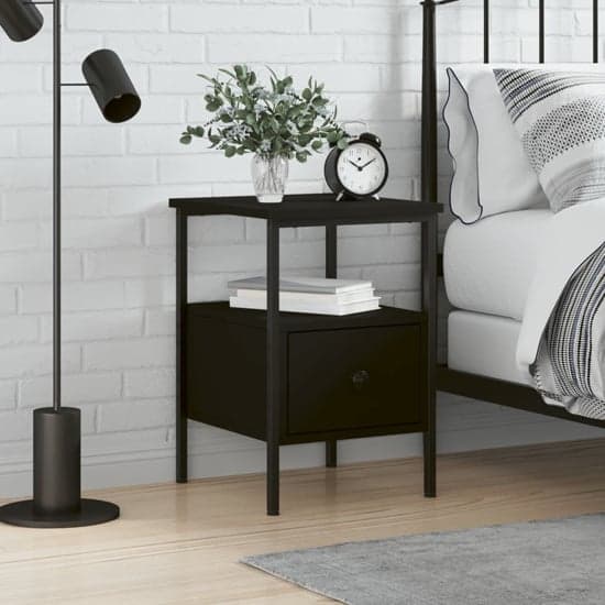 Achava Wooden Bedside Cabinet With 1 Drawer In Black_1