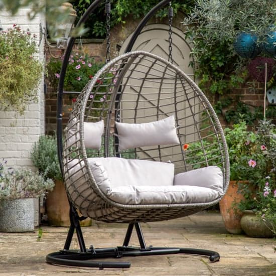 Araneda Large Wicker Hanging Chair With Steel Frame In Natural_1