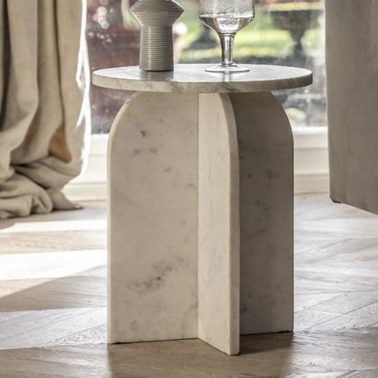 Akron Marble Side Table Round In White_1