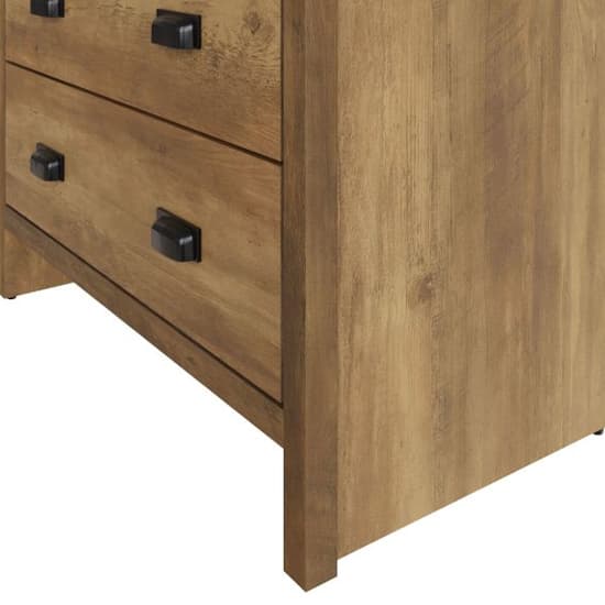 Balcombe Wooden Chest Of 4 Drawers In Knotty Oak_6