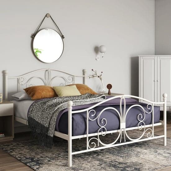 Bemba Metal Double Bed In White_1