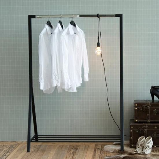 Beryl Metal Clothes Rack In Black And Chrome_1