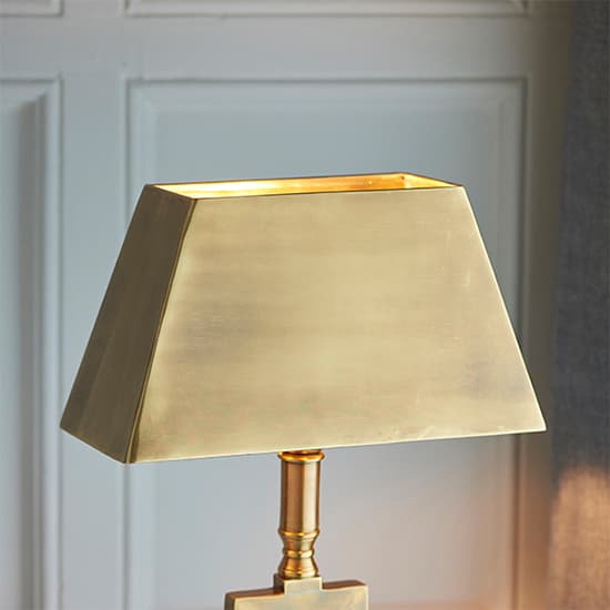 Bexton Table Lamp In Solid Brass_3