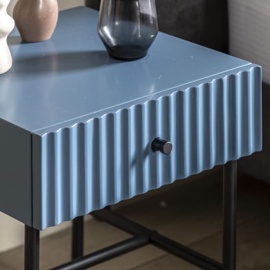 Bienne Wooden Bedside Cabinet With 1 Drawer In Blue_3