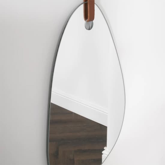 Bronx Pebble Shaped Wall Mirror With Leather Strap_3