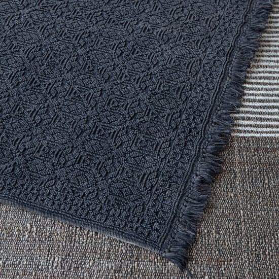 Buena Cotton Aztec Pattern Rug In Charcoal_3