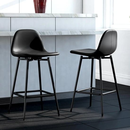 Calving Faux Leather Bar Chair With Black Metal Legs In Black_2