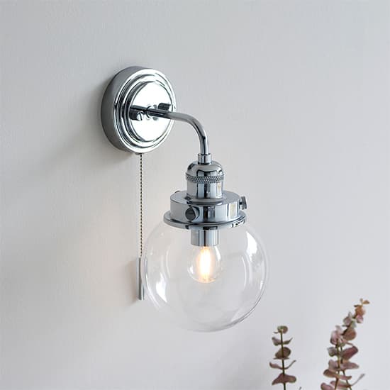 Cheswick Clear Glass Shade Wall Light In Chrome_1