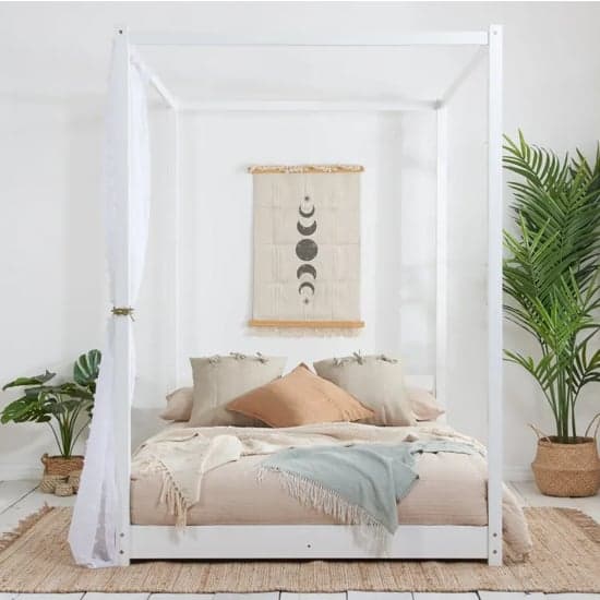 Darian Four Poster Wooden Double Bed In White_2