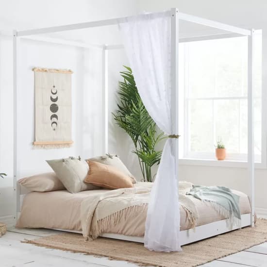 Darian Four Poster Wooden Double Bed In White_1
