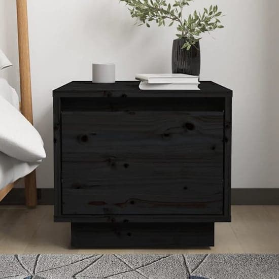 Dawes Solid Pinewood Bedside Cabinet With 1 Drawer In Black_1