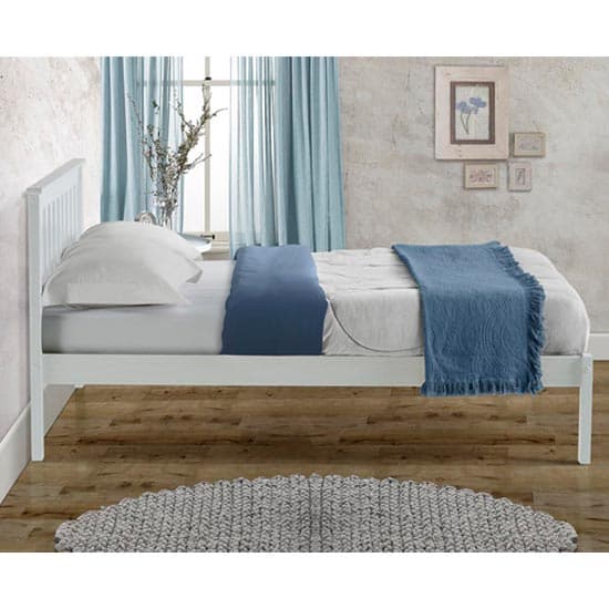 Denver Wooden Low End Double Bed In White_3