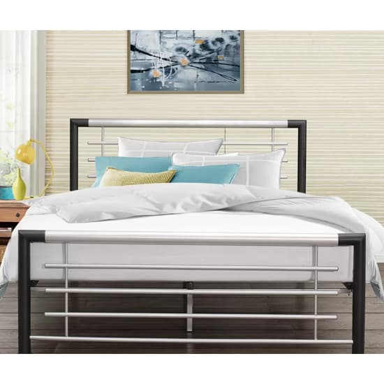 Farina Metal Double Bed In Silver And Black_2