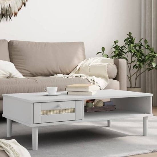 Fenland Wooden Coffee Table With 1 Drawer In White_1