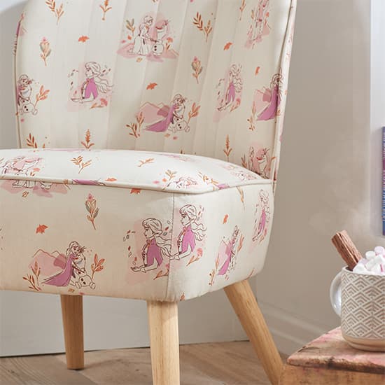Frozen Fabric Childrens Accent Chair In White_2