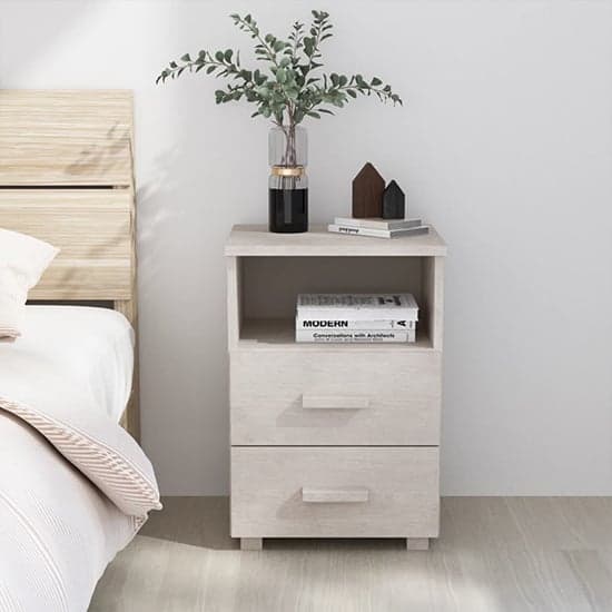 Garza Solid Pinewood Bedside Cabinet In White_1