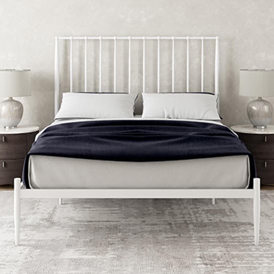 Giulio Metal King Size Bed In White_2