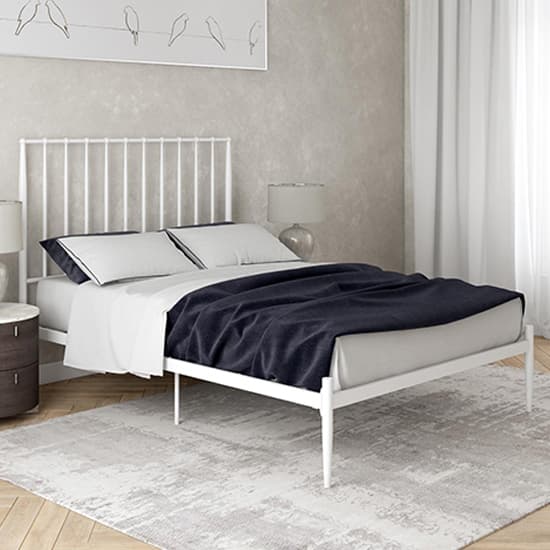 Giulio Metal King Size Bed In White Furniture in Fashion
