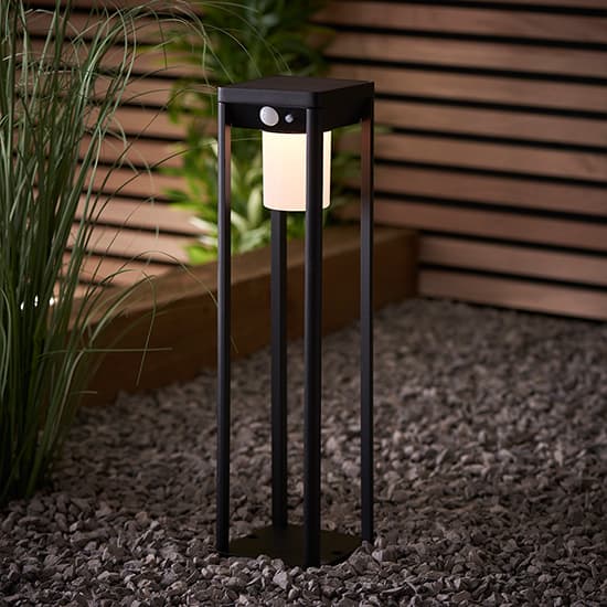 Hallam LED PIR Outdoor Post Photocell In Textured Black_2
