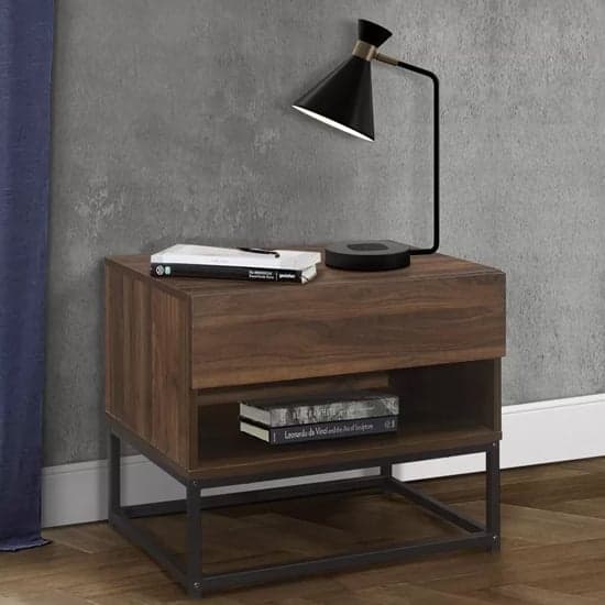 Huston Wooden Bedside Cabinet With 1 Drawer In Walnut_1