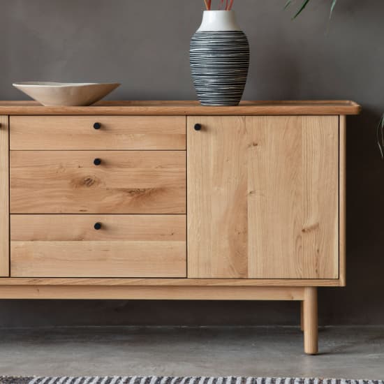 Kinghamia Wooden Sideboard With 2 Doors And 3 Drawers In Oak_4
