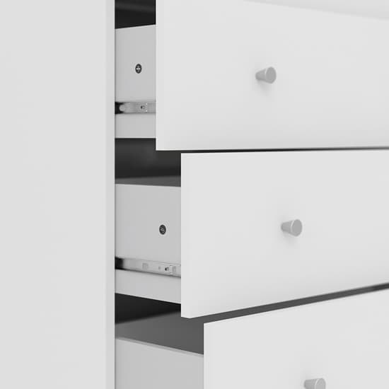 Maiton Wooden Chest Of 5 Drawers In White_5