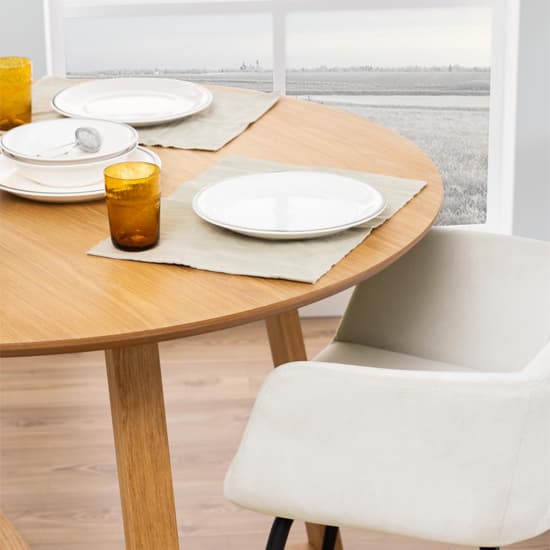 Malang Wooden Dining Table Round In Oak_4