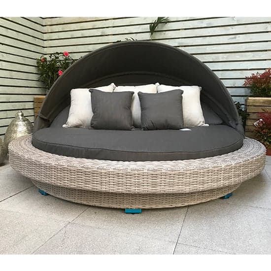 Maona Large Round Wicker Weave Daybed In Fine Grey_2