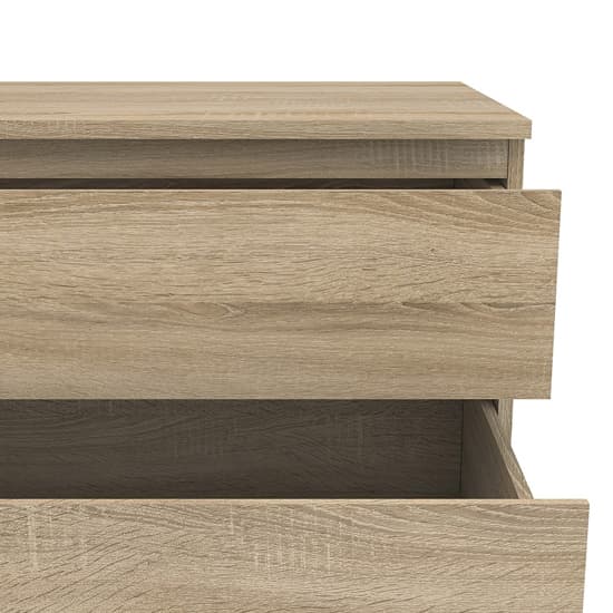 Naira Wooden Chest Of Drawers In Oak With 3 Drawers_4