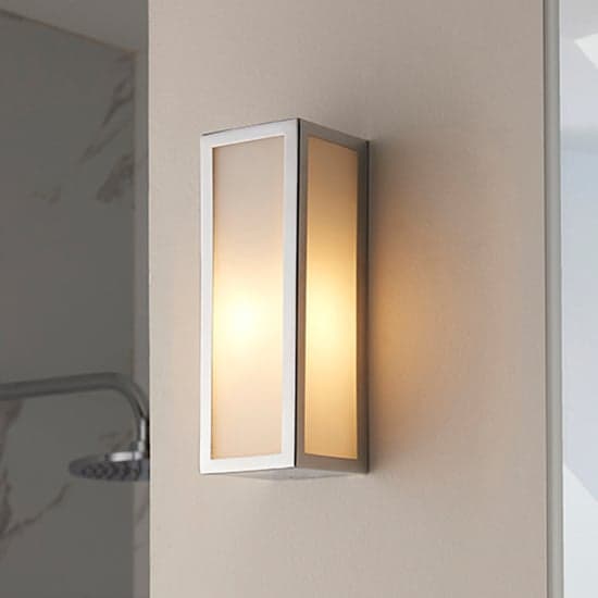 Newham Small Wall Light In Chrome With Frosted Glass Diffuser_1