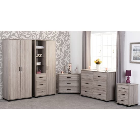 Oxnard Wooden Bedside Cabinet With 3 Drawers In Light Oak_7